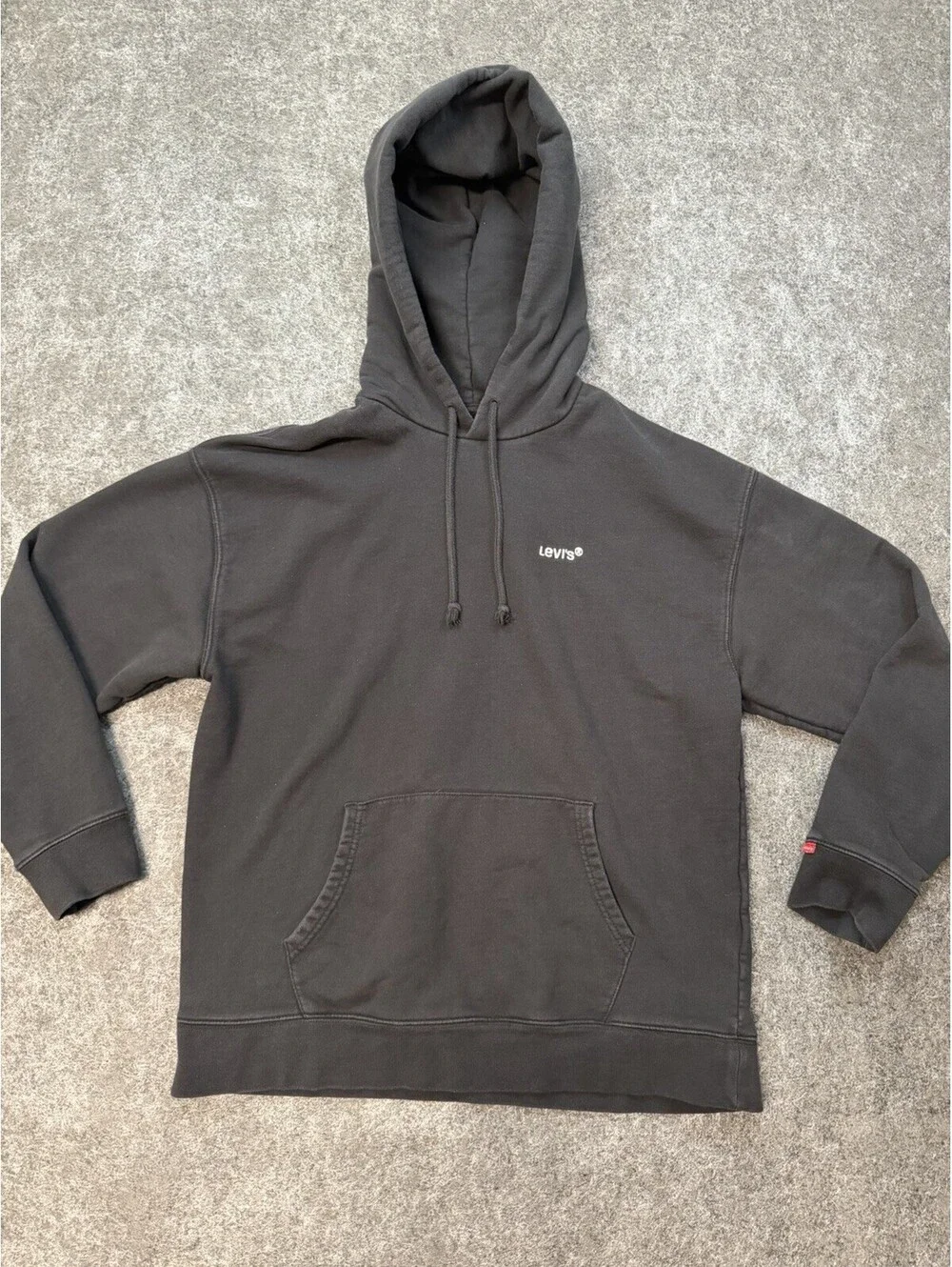 Levi’s Relaxed Fit Black Pullover Hoodie Men’s Large Minimal Logo Sweatshirt